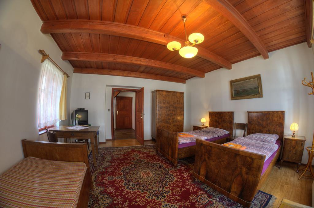 Penzion Novopacke Sklepy Nová Paka Exteriör bild