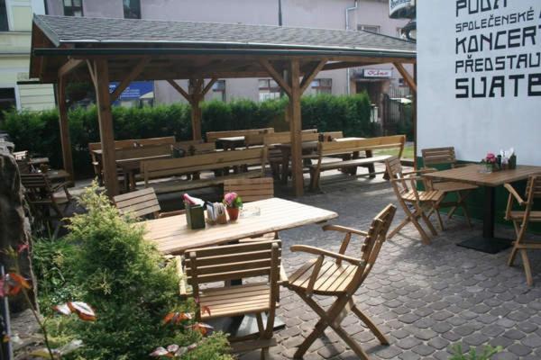 Penzion Novopacke Sklepy Nová Paka Exteriör bild